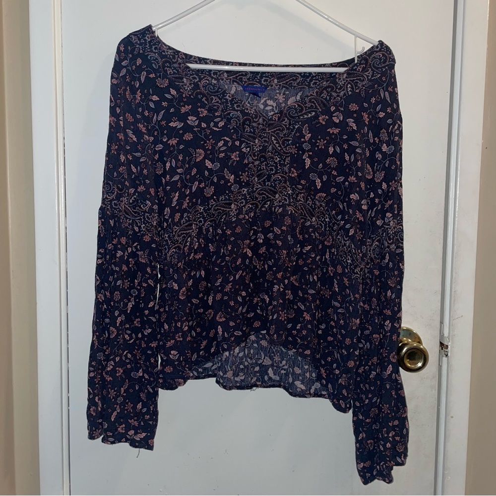 Aeropostale Floral Paisley Cropped Blouse